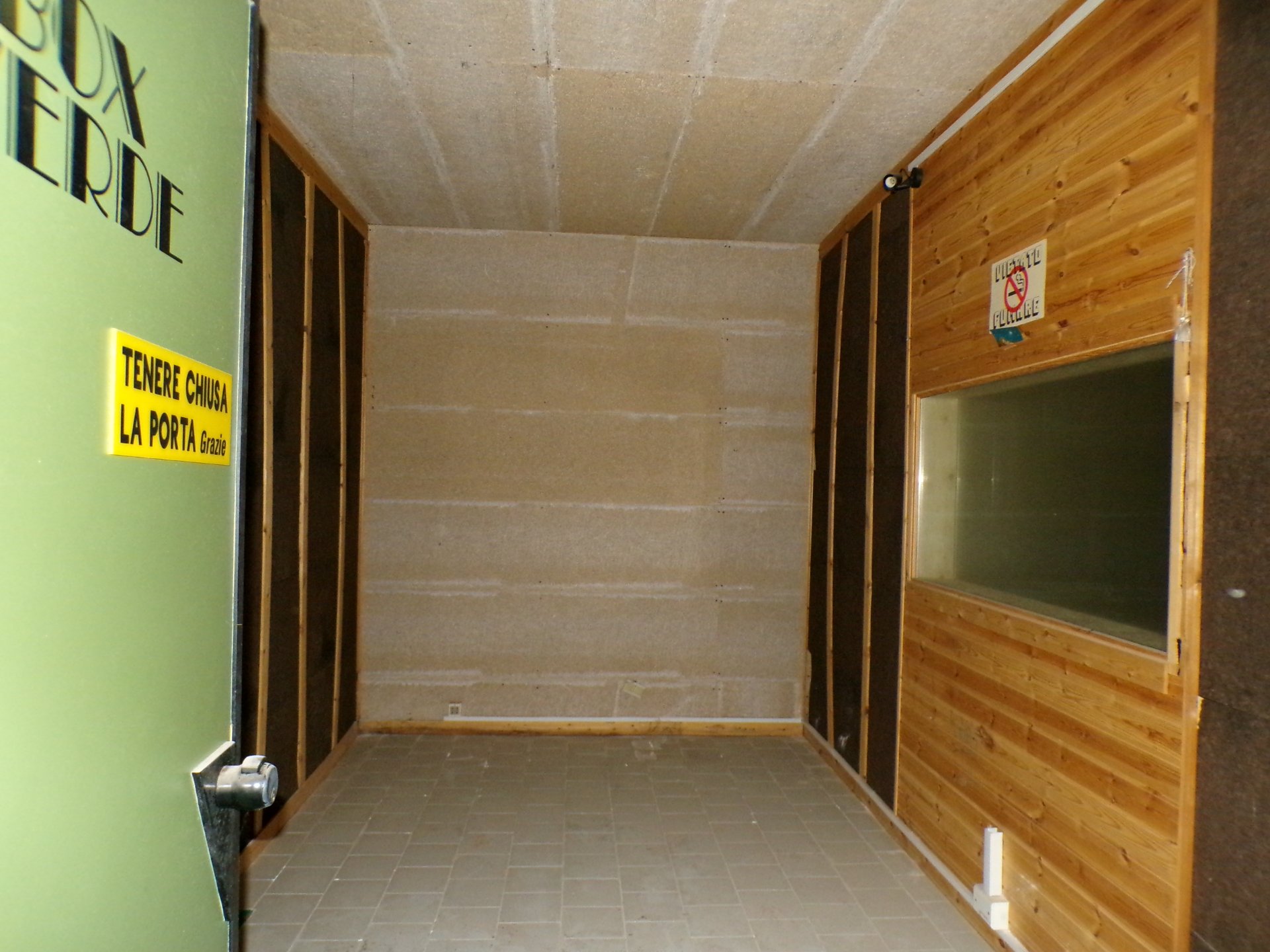 Alghero in via Pierino Enrico, magazzino ad uso deposito di 150 mq 5