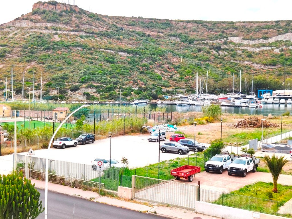 Bosa Marina, a 400 metri dalla spiaggia trilocale arredato completo di posto auto e cantina 3