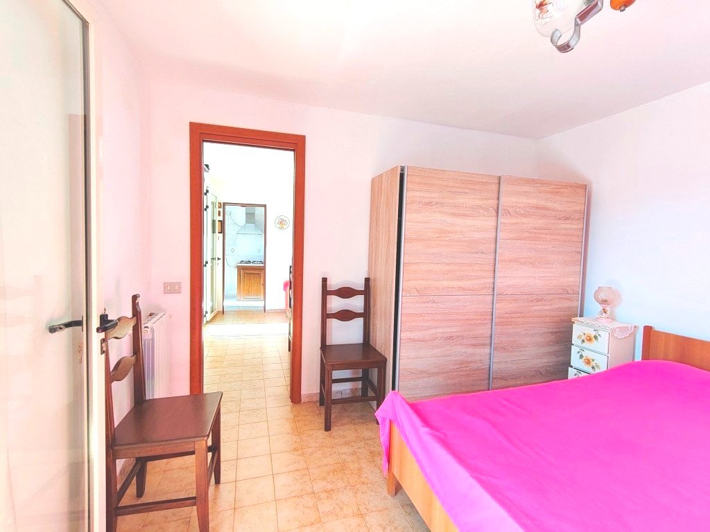 Villa a Magomadas in Vendita con giardino 9
