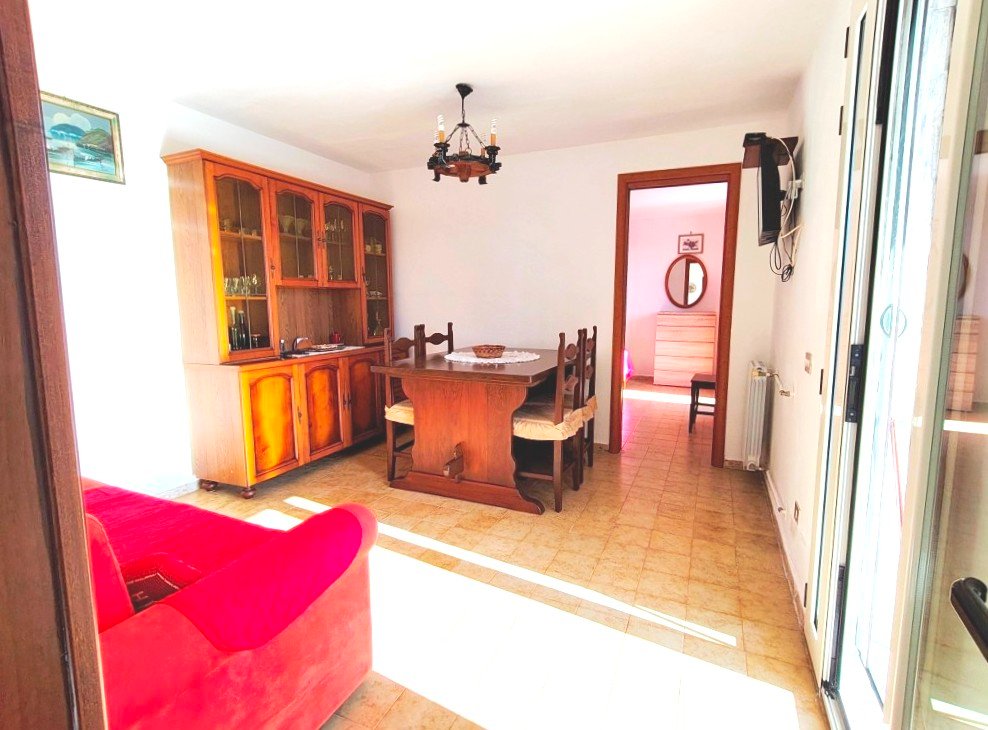 Villa a Magomadas in Vendita con giardino 11