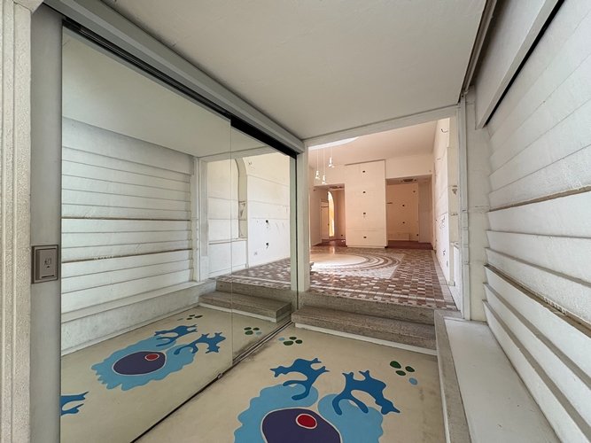 Via Luzzatti Locale Commerciale 6