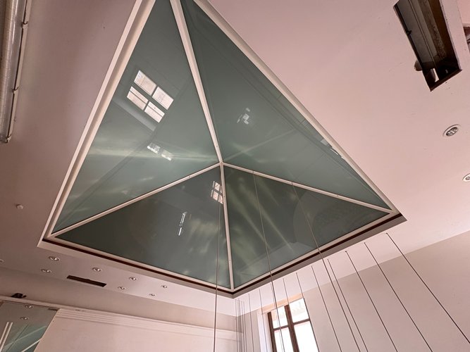 Via Luzzatti Locale Commerciale 21