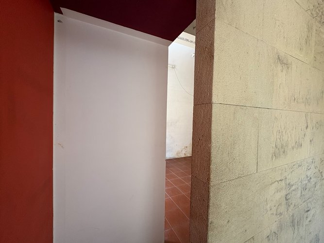 Via Luzzatti Locale Commerciale 22