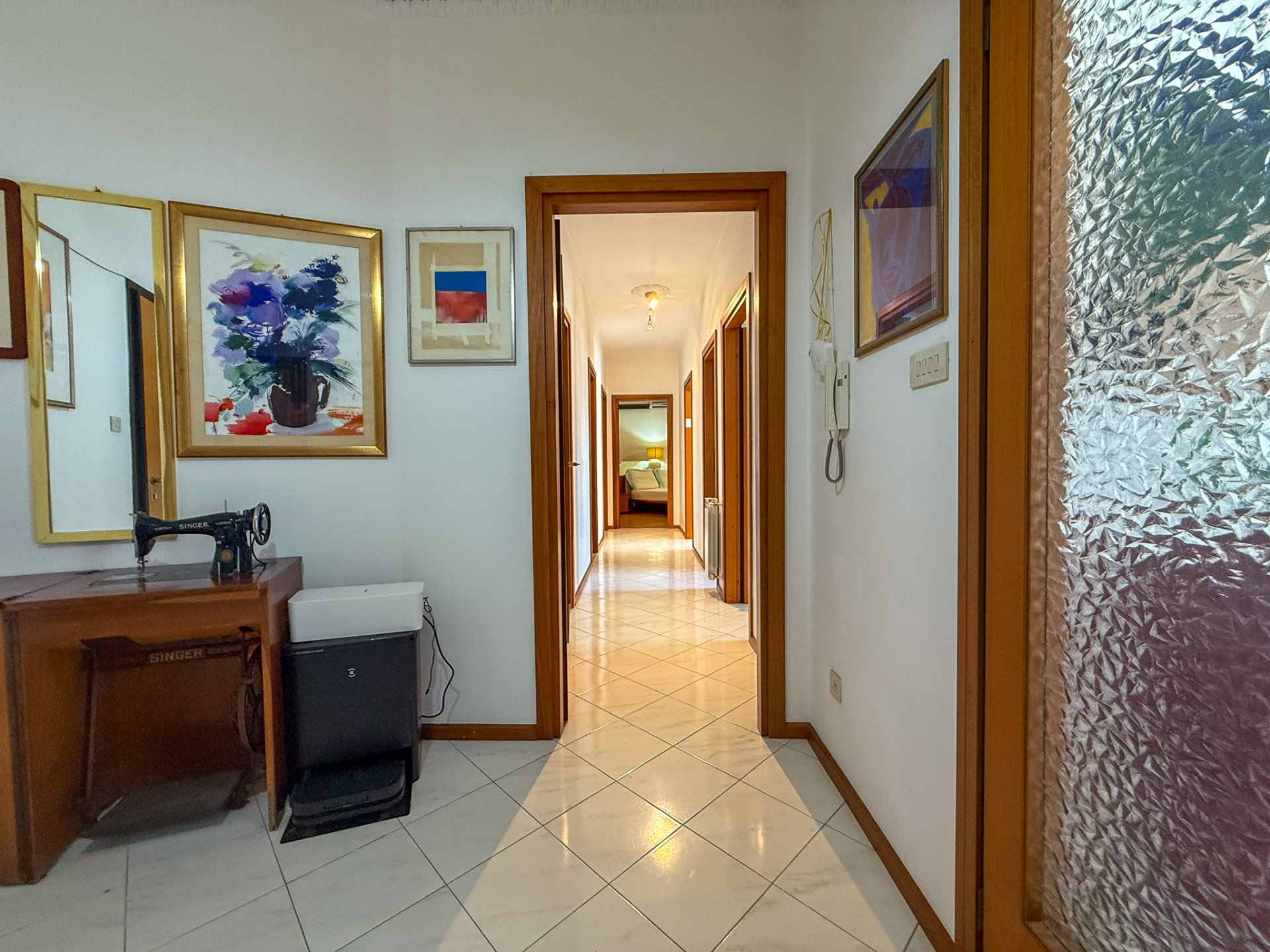 Amsicora ampio quadrilocale piano alto 9