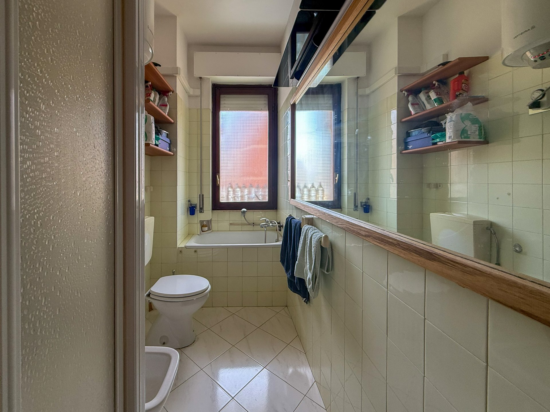 Amsicora ampio quadrilocale piano alto 13