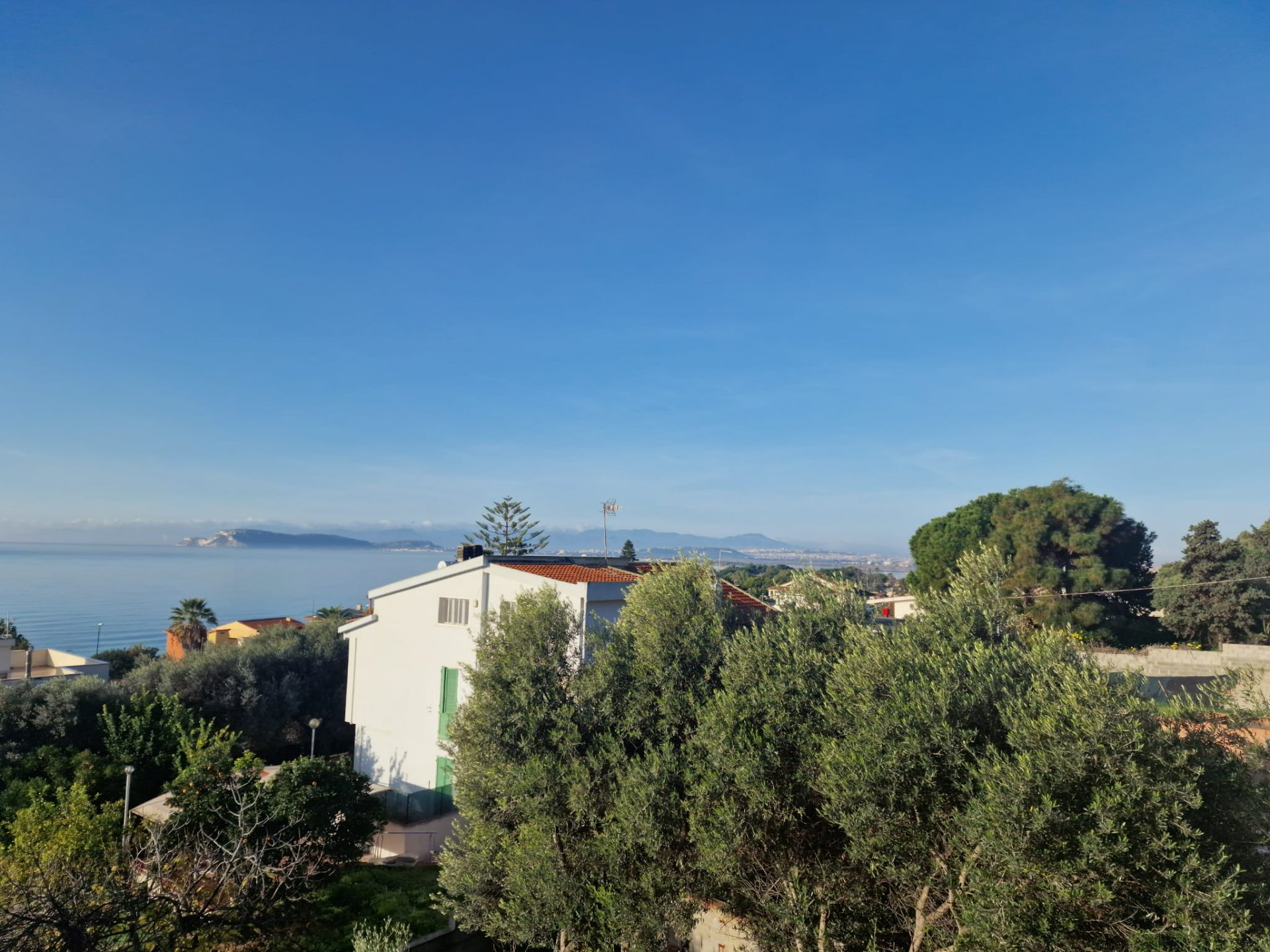 Panoramicissima villa quadrilivelli Margine Rosso 3