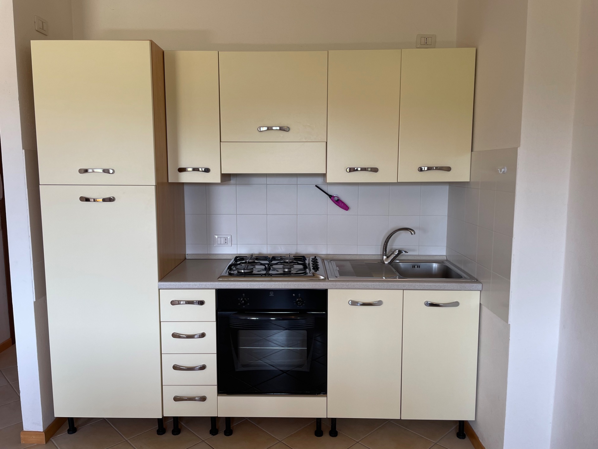 Appartamento a Santa Teresa Gallura in Vendita con terrazzo 13