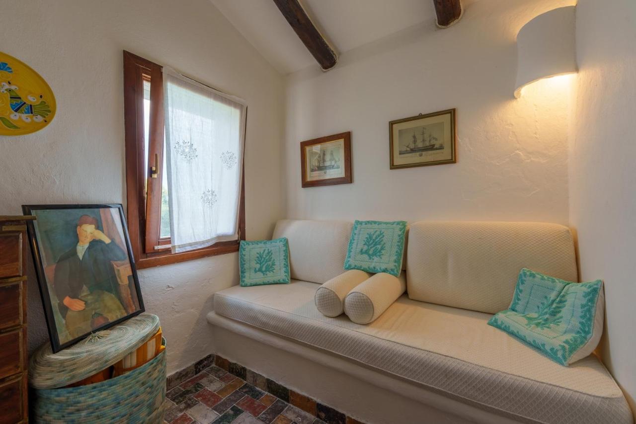 Villa a Santa Teresa Gallura in Vendita con piscina 2