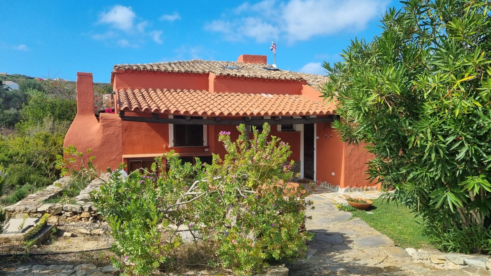 Villa a Santa Teresa Gallura in Vendita con piscina 11
