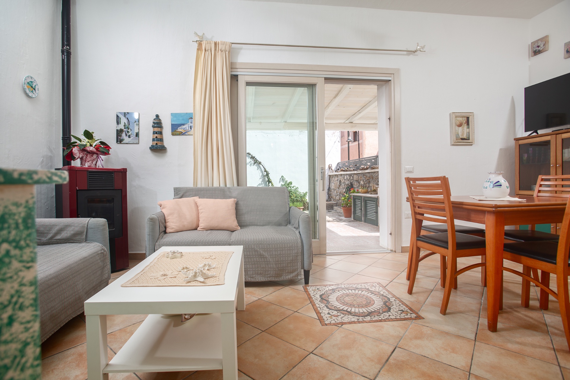 Casa a Santa Teresa Gallura in Affitto con giardino 3