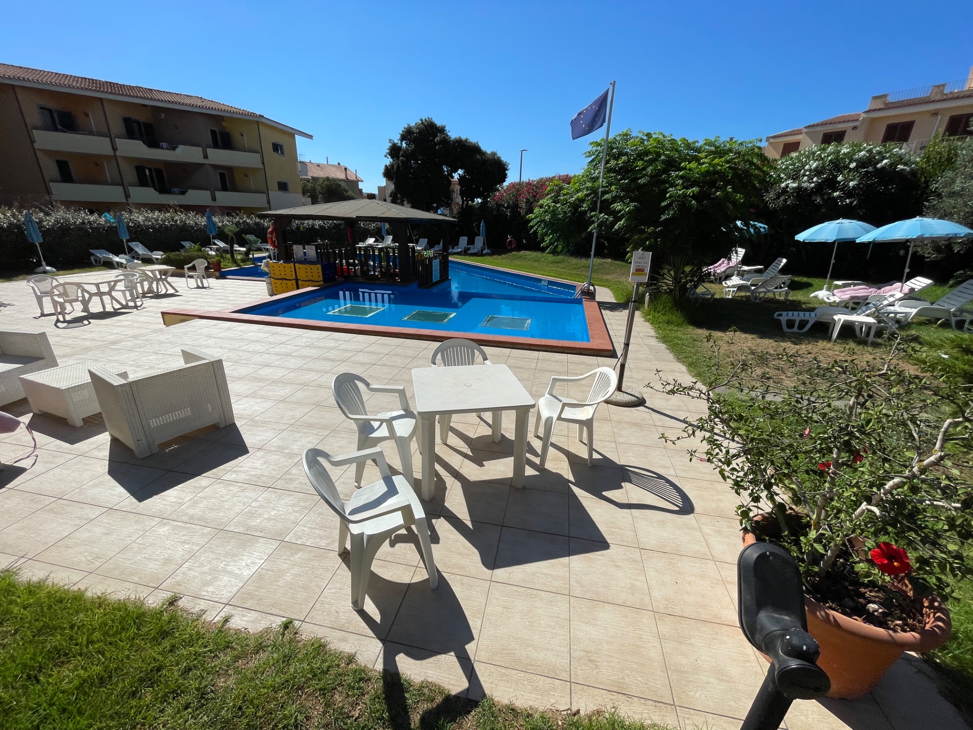 Appartamento a Santa Teresa Gallura in Affitto con piscina