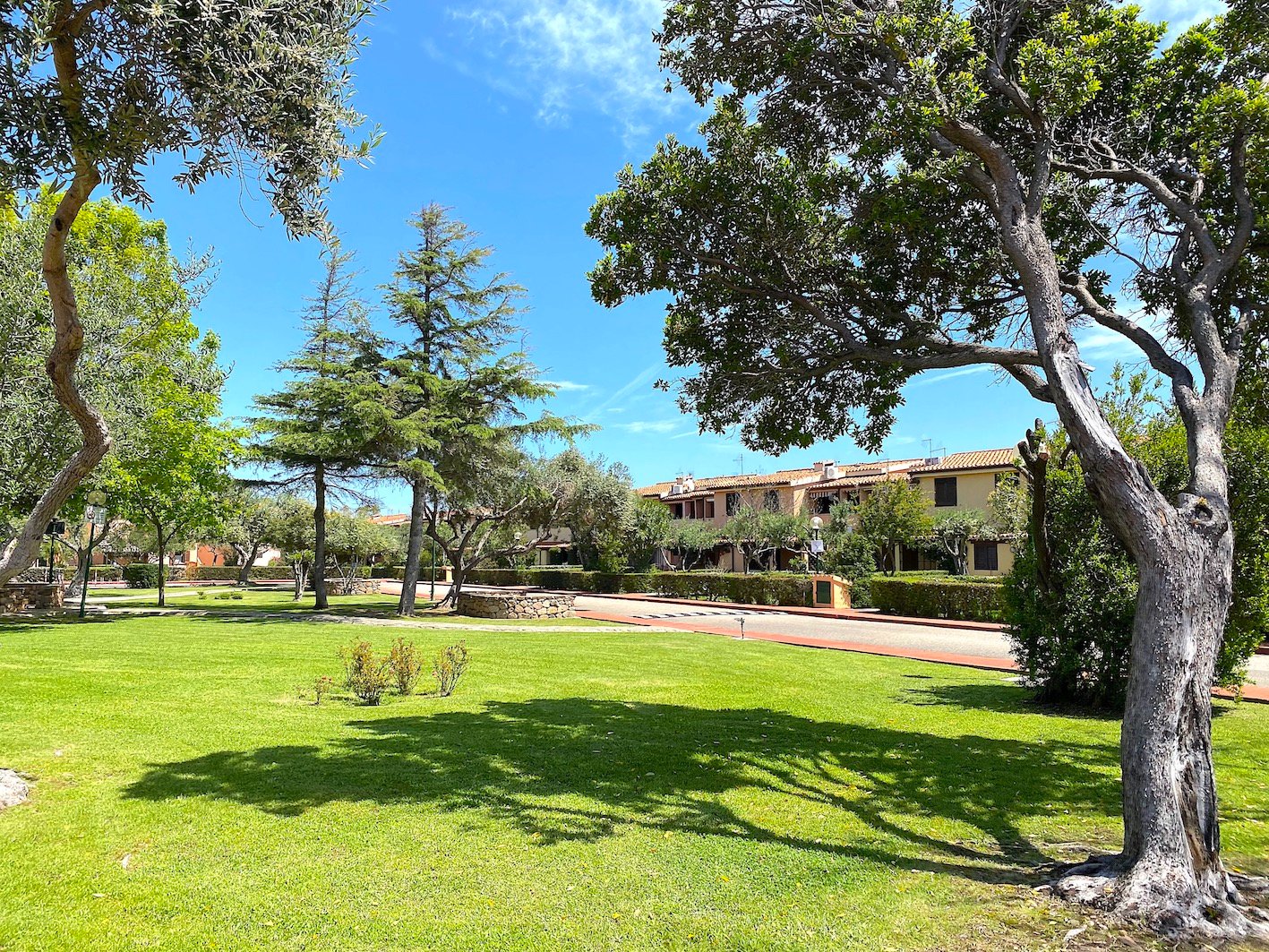 Appartamento a San Teodoro in Vacanza con giardino