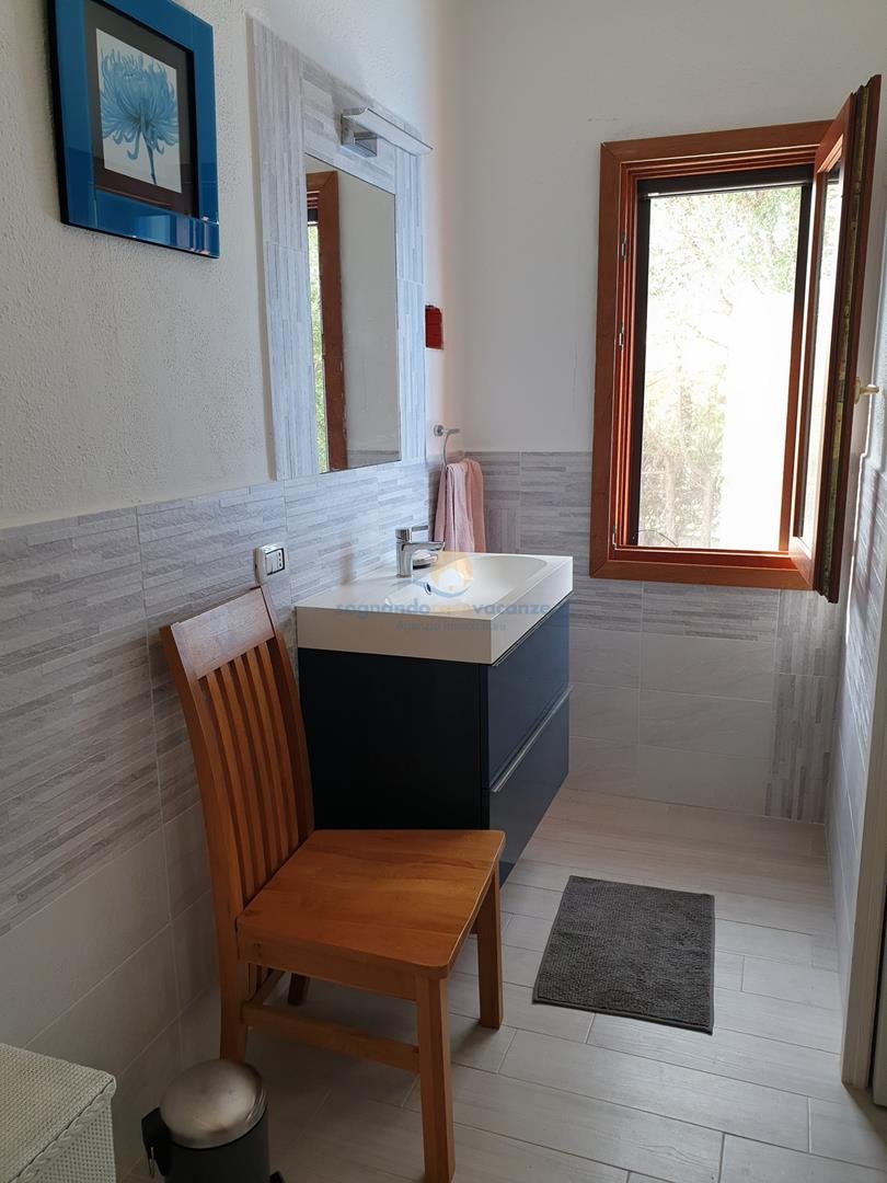 Villa singola con 3 camere e 3 bagni vista mare san teodoro 9