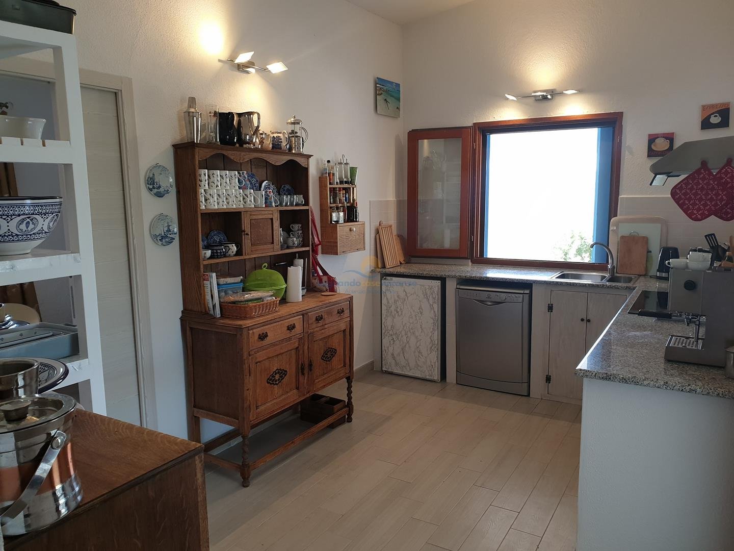 Villa singola con 3 camere e 3 bagni vista mare san teodoro 16