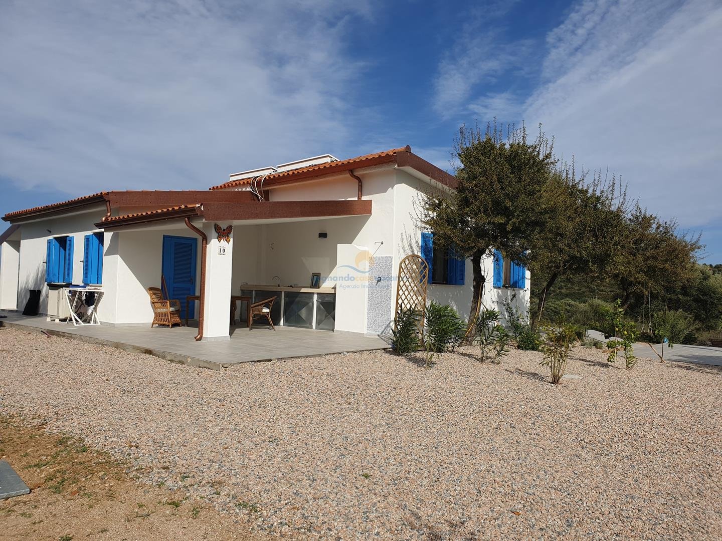 Villa singola con 3 camere e 3 bagni vista mare san teodoro 18