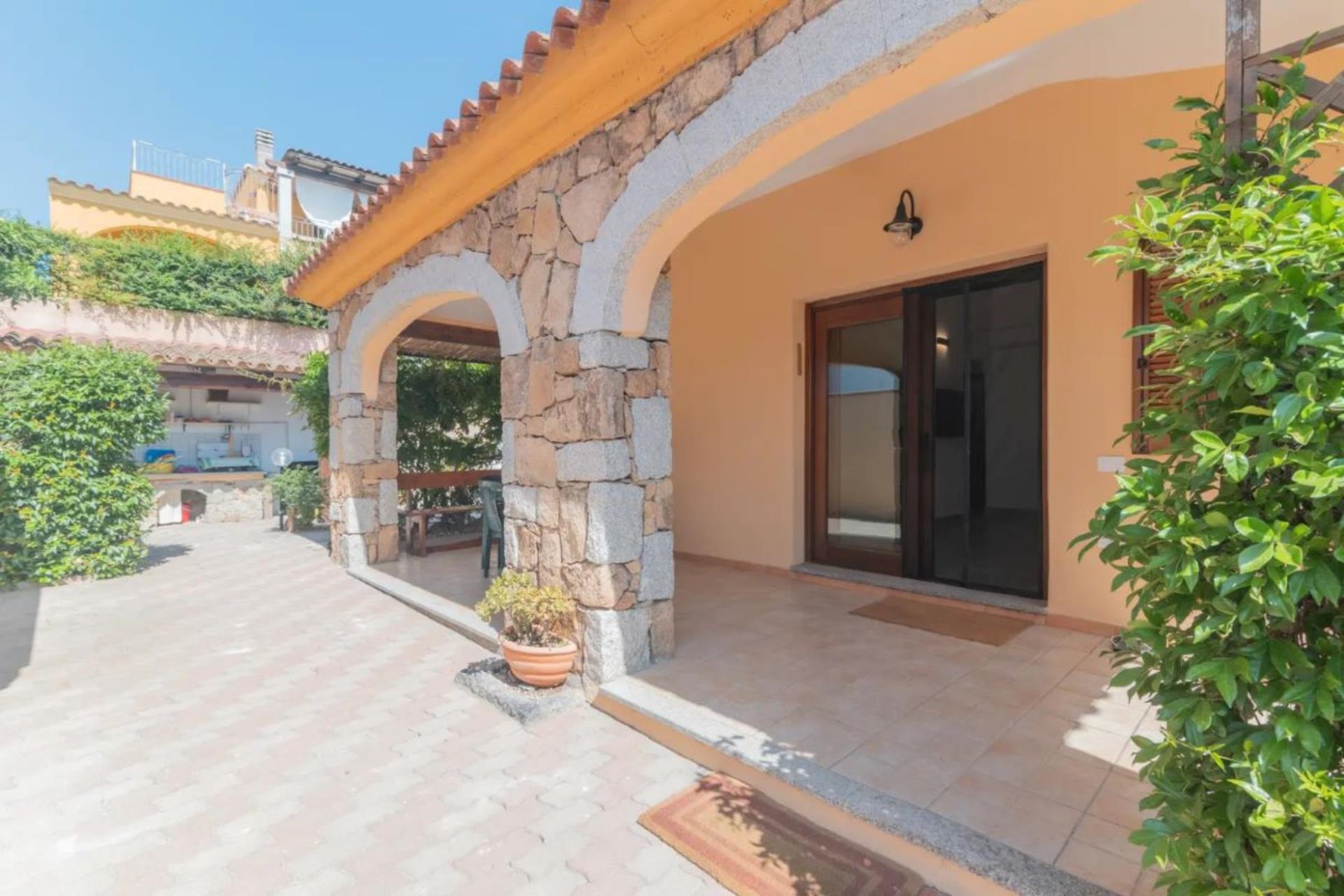 Villa a san teodoro in Vacanza con giardino 11