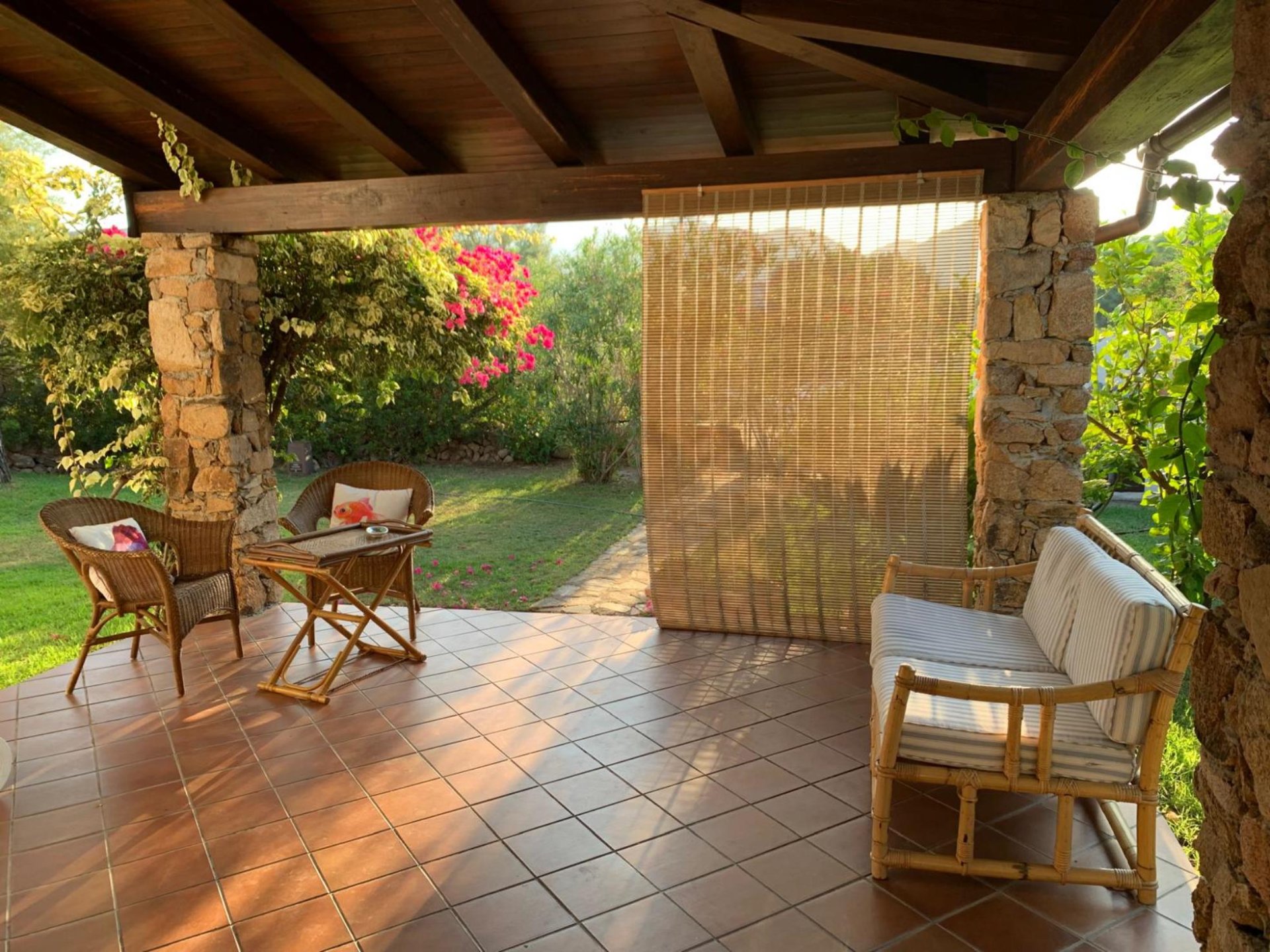 Villa a san teodoro in Vacanza con giardino 2
