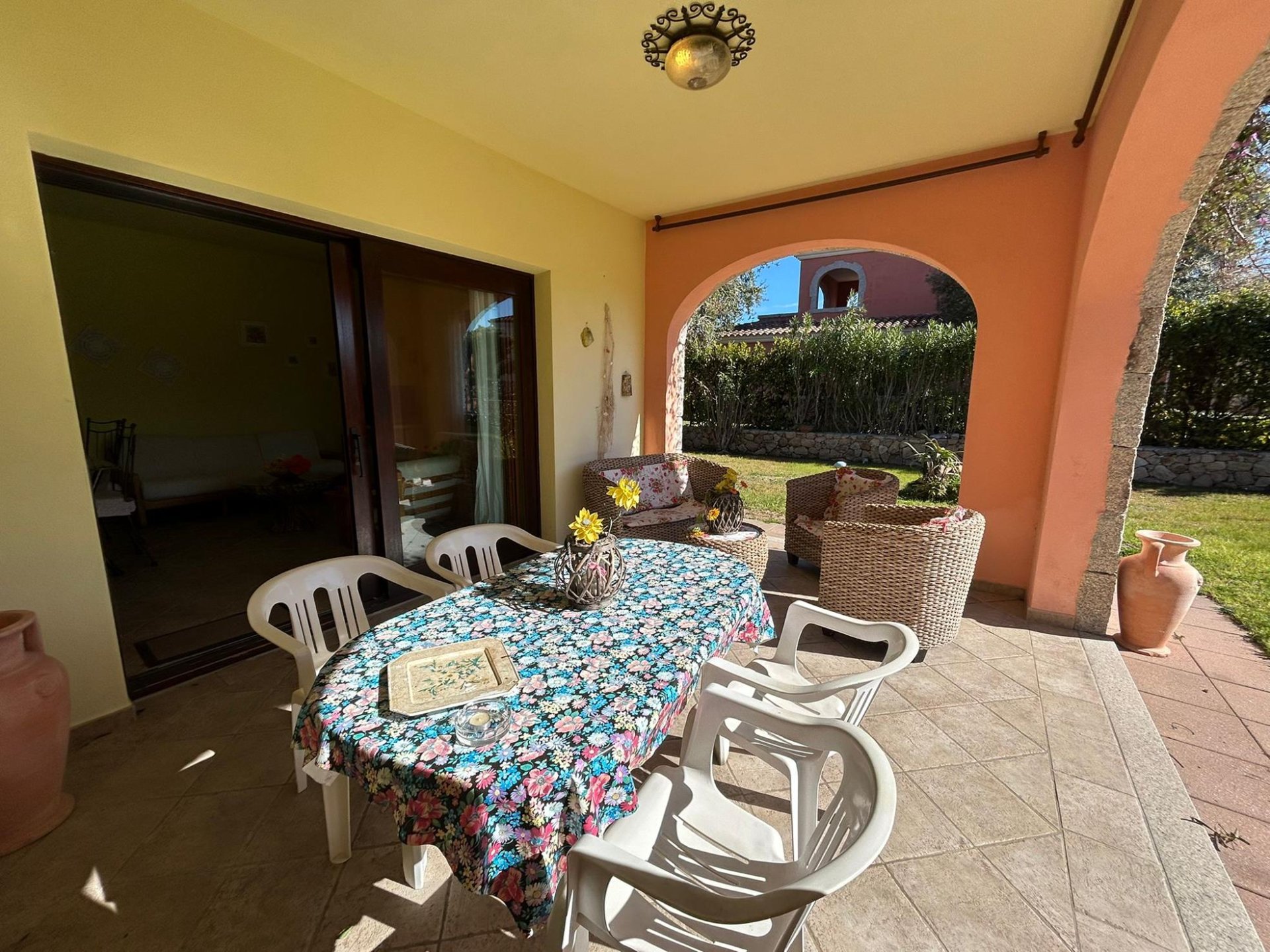 Villa a san teodoro in Vacanza con giardino 6