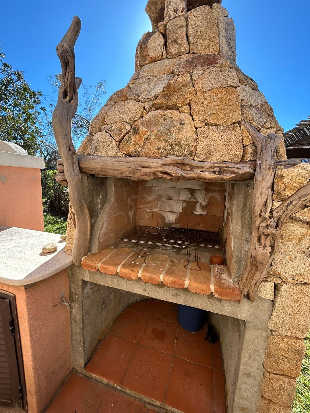 Villa a san teodoro in Vacanza con giardino 11