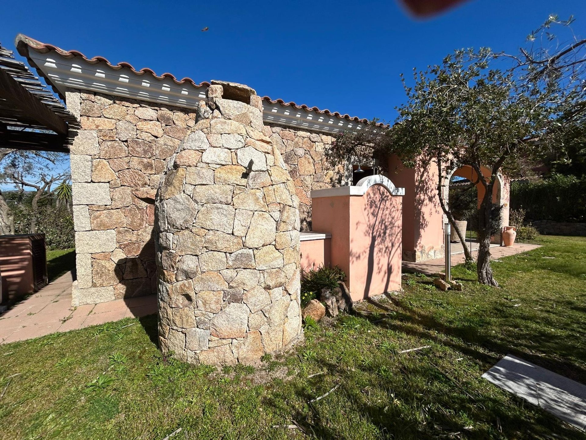 Villa a san teodoro in Vacanza con giardino 12