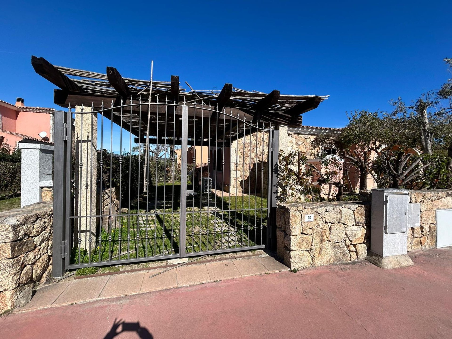Villa a san teodoro in Vacanza con giardino 17