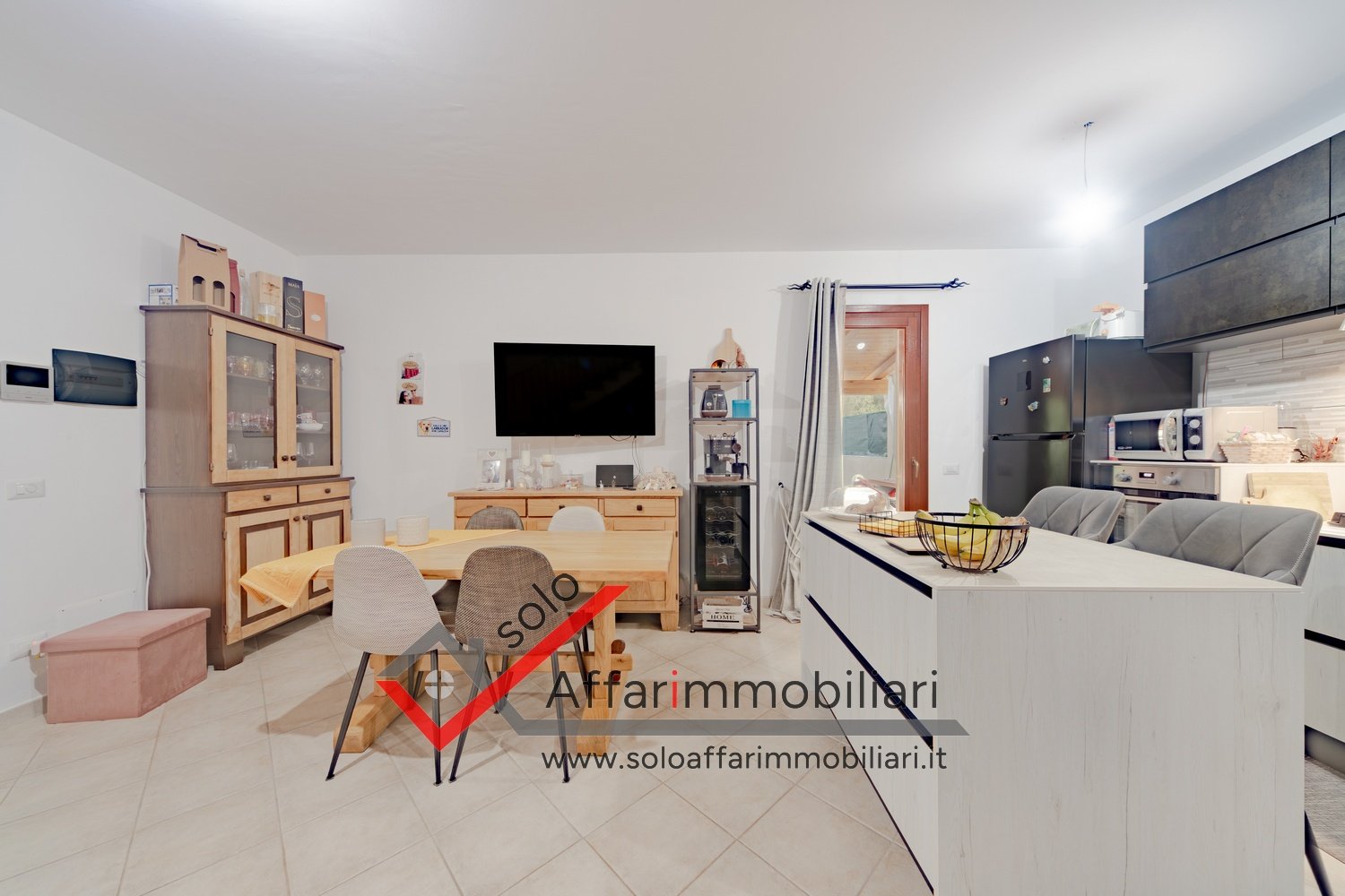 Villa a Loiri in Vendita con giardino 8
