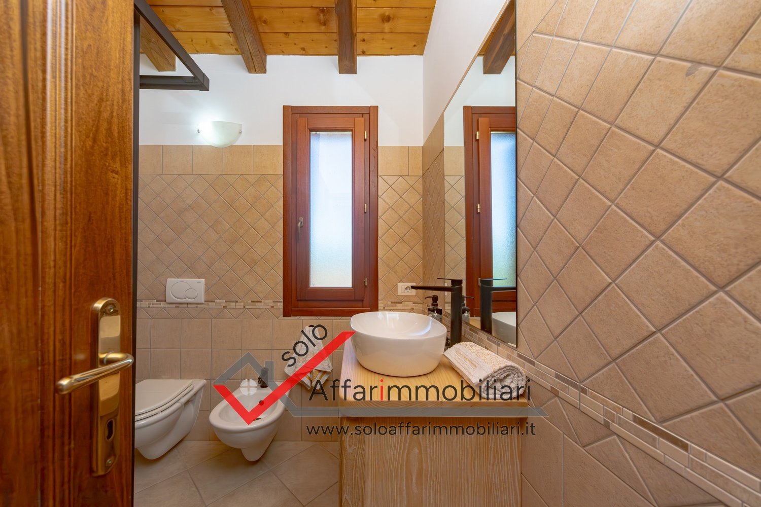 Villa a Loiri in Vendita con giardino 22