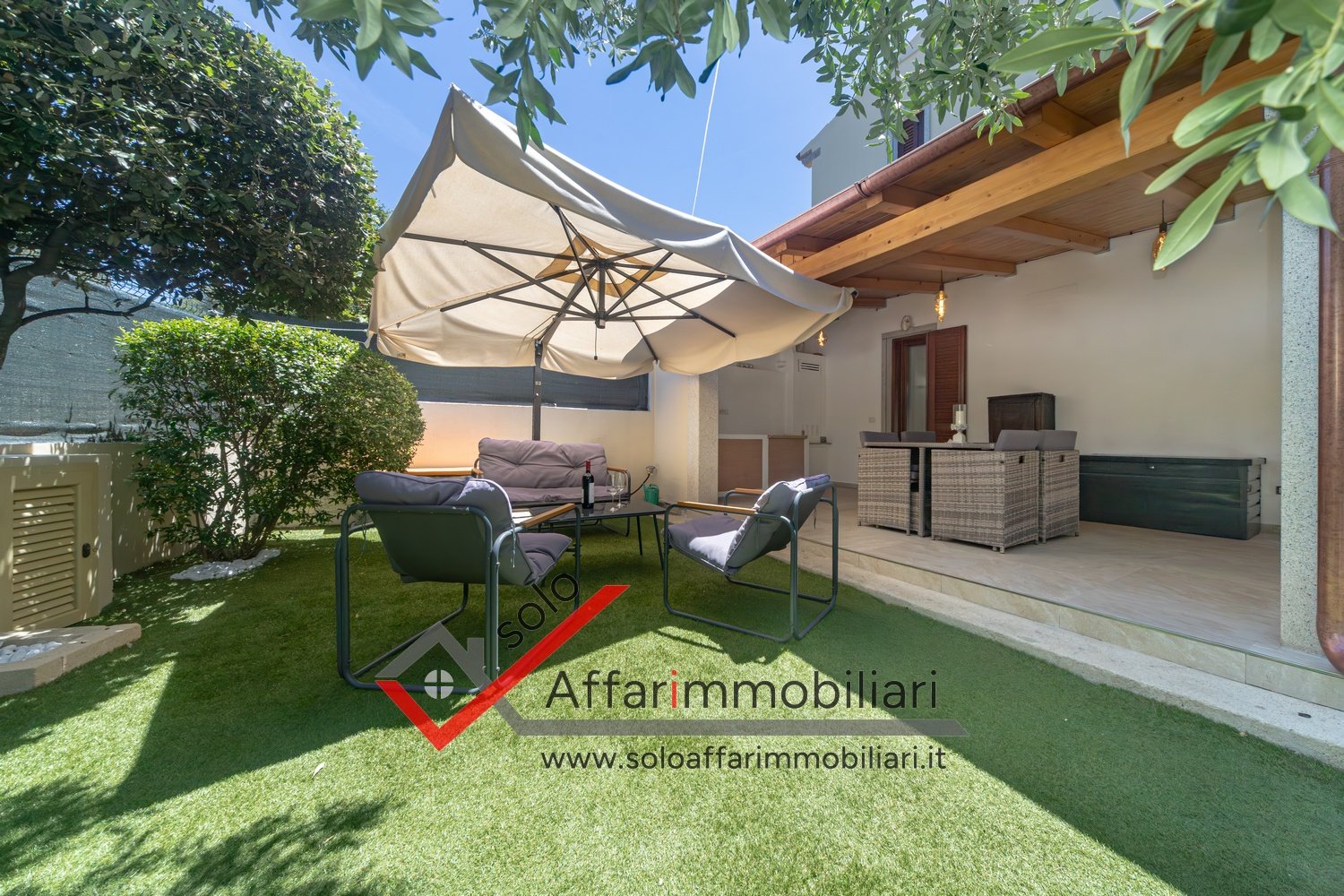 Villa a Loiri in Vendita con giardino 29