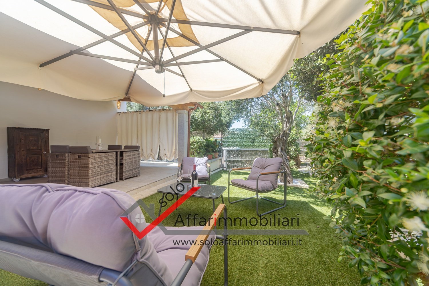 Villa a Loiri in Vendita con giardino 30