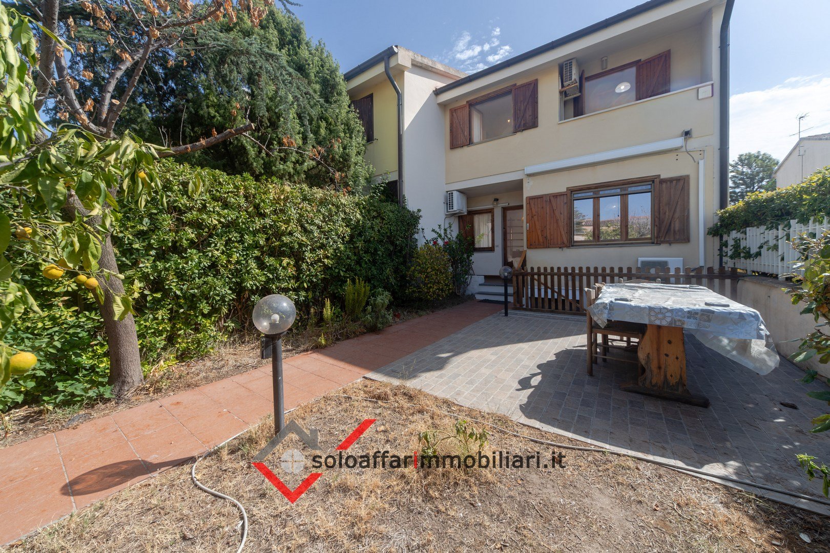 Villetta caposchiera in vendita a Olbia | 3 camere e cortile