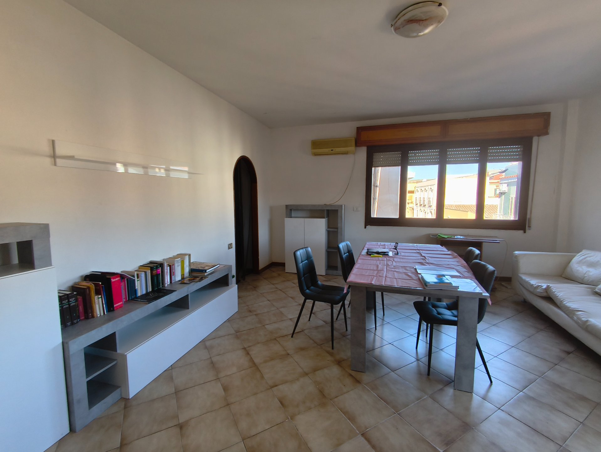 Appartamento a quartu sant'elena in Vendita con terrazzo