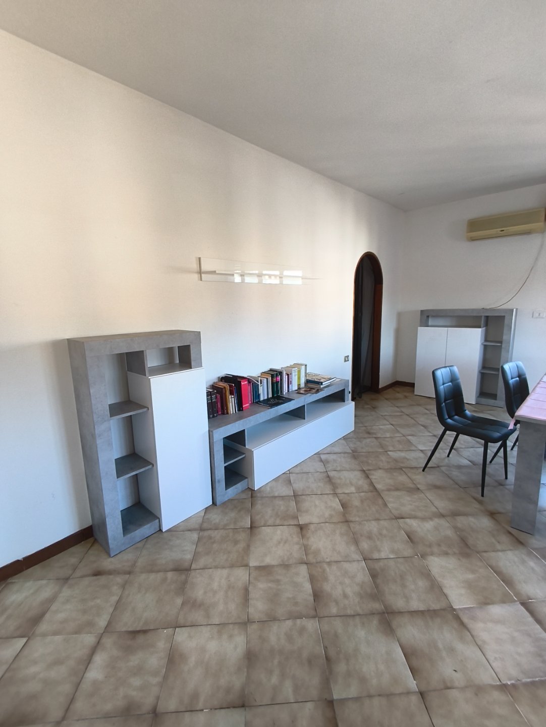 Appartamento a quartu sant'elena in Vendita con terrazzo 2