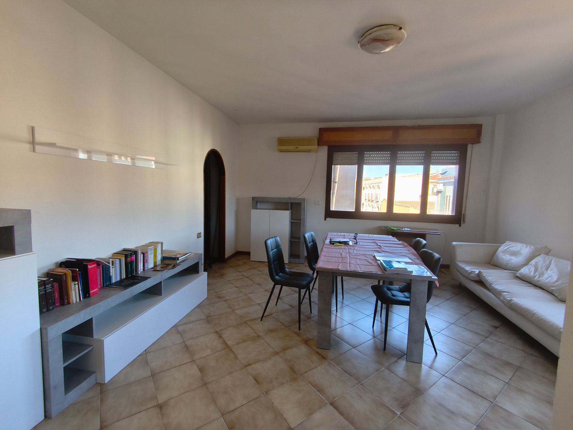 Appartamento a quartu sant'elena in Vendita con terrazzo 3