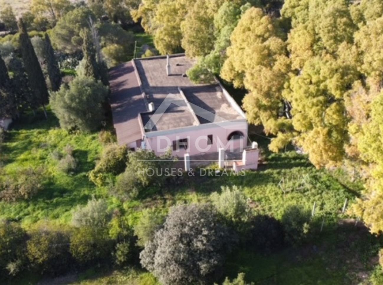 Villa a Quartu Sant'Elena in Vendita con giardino