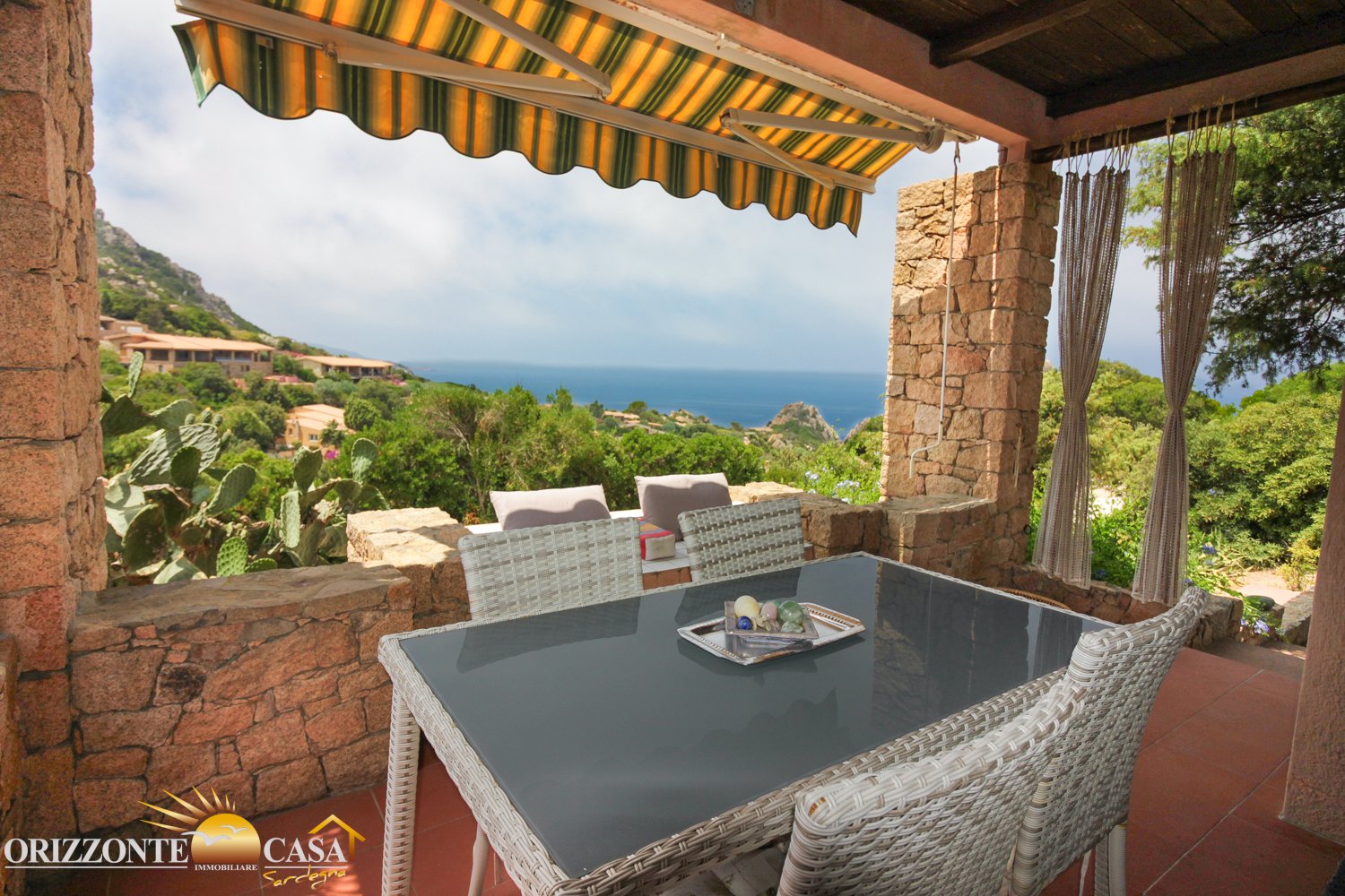 Sardegna Costa Nord – Villetta vista mare a Costa Paradiso 10