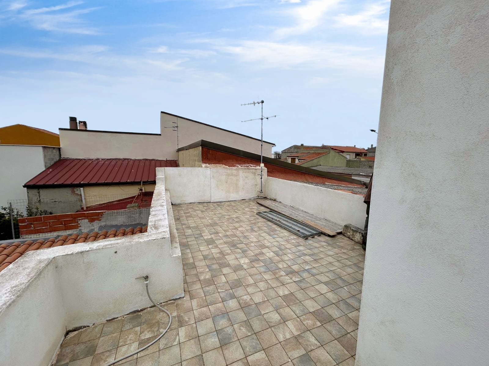 Casa a Ossi in Vendita con giardino 11