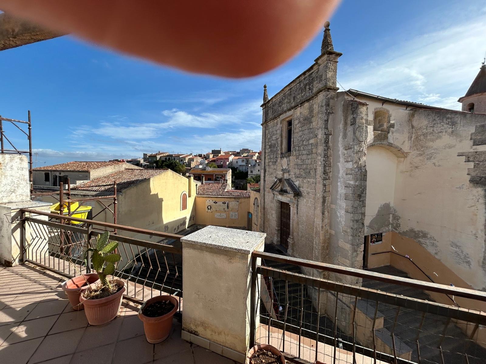 Appartamento a Ossi in Vendita con terrazzo 7