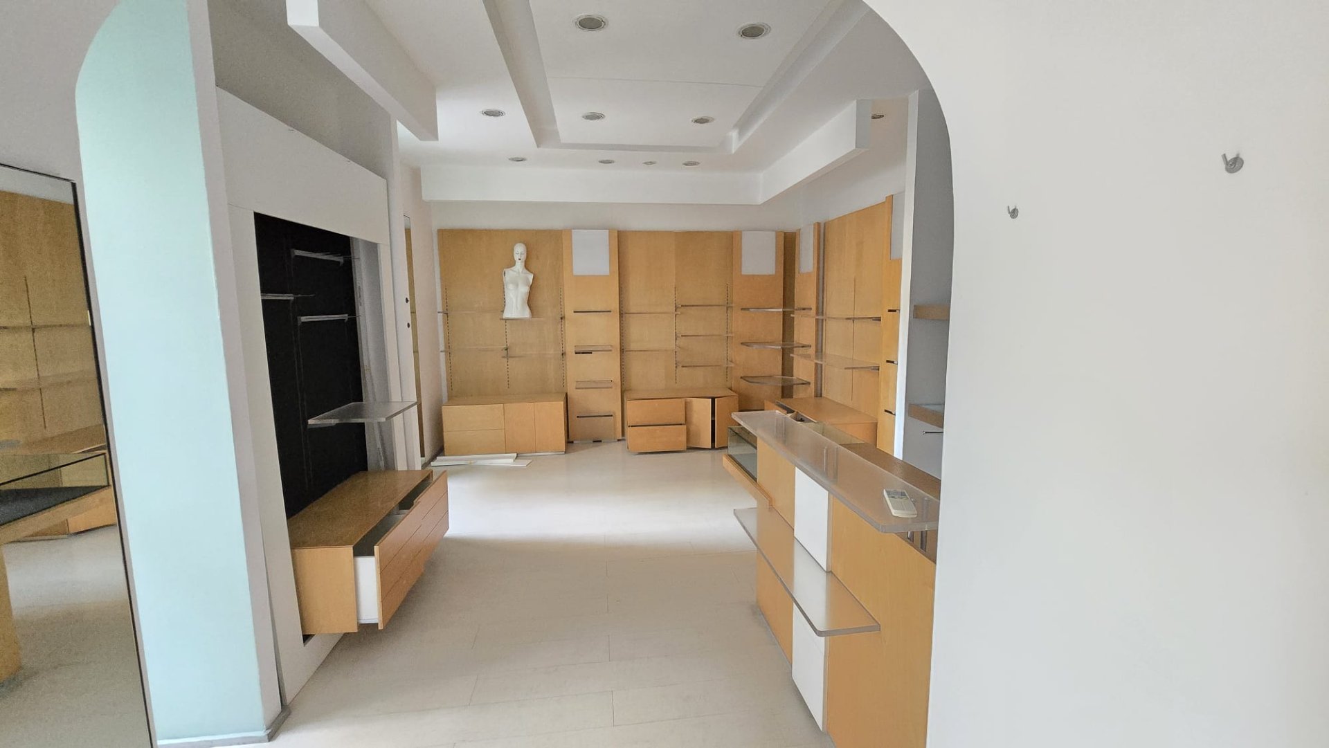 Locale in affitto in Corso Giuseppe Garibaldi, 144 5