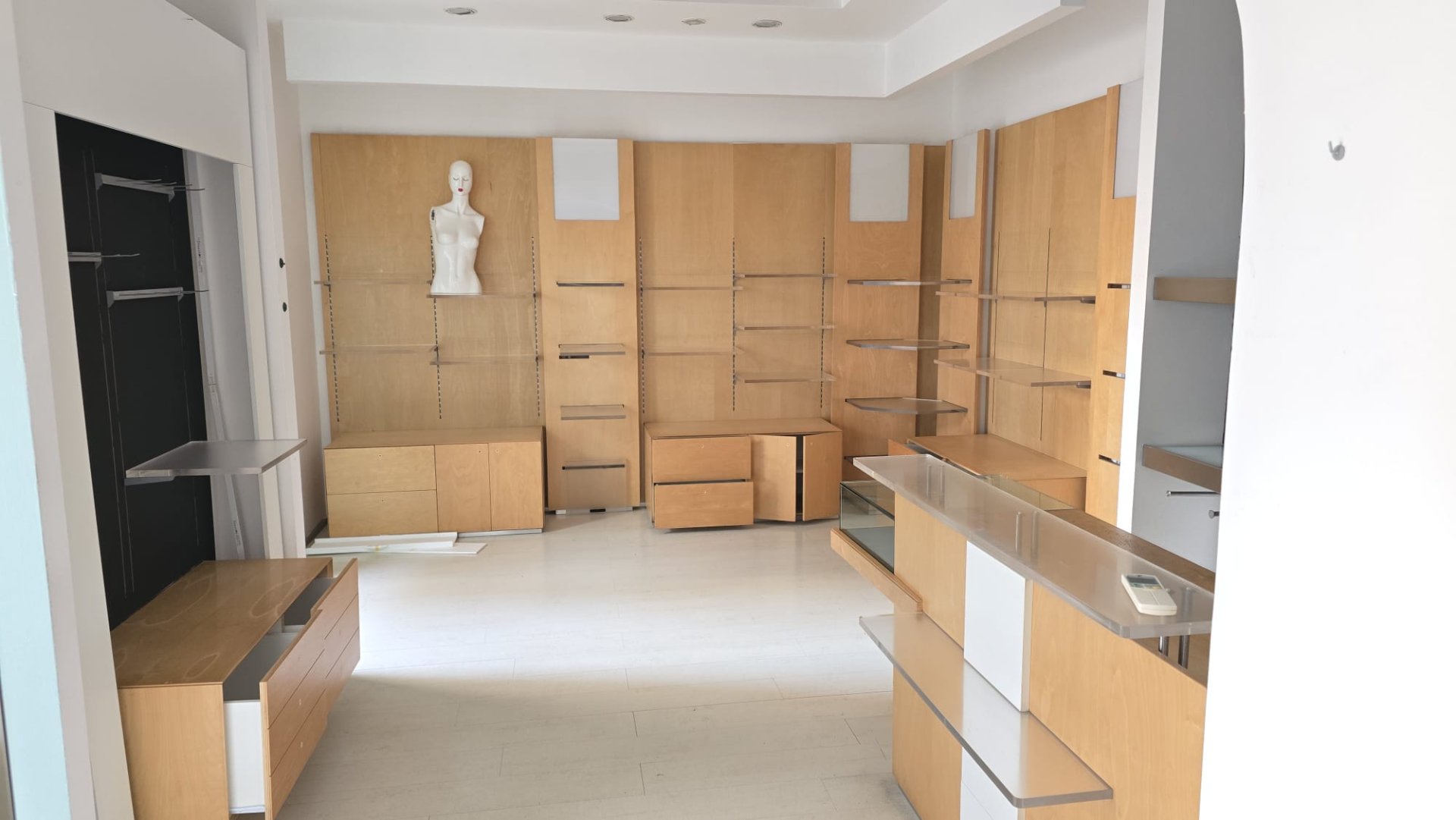 Locale in affitto in Corso Giuseppe Garibaldi, 144 8