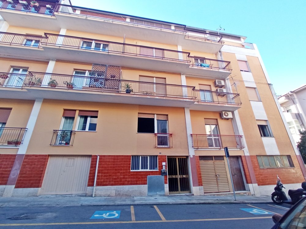 Attico più sottotetto di proprietà - Luna e Sole - Via Ciusa