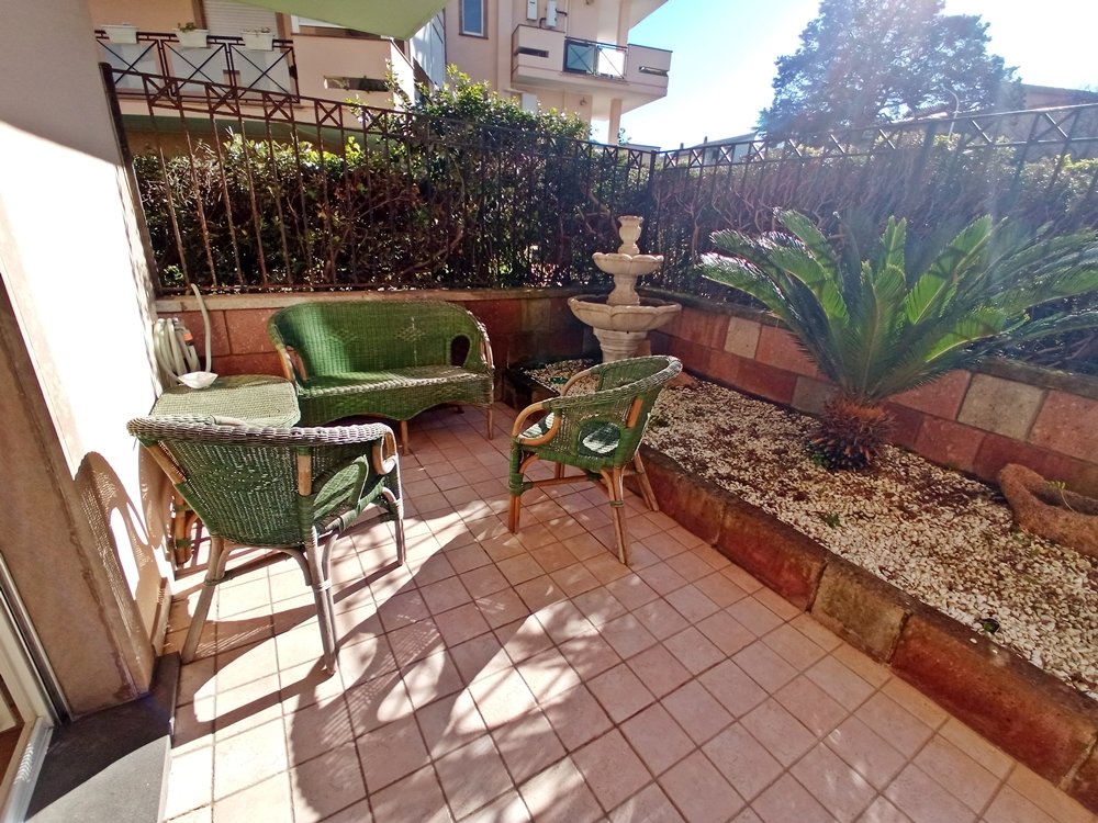 Via Casula, Trivano green con ampi spazi esterni 9