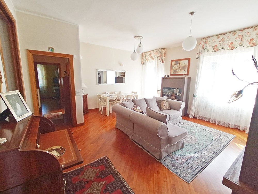 Appartamento a Sassari in Vendita con terrazzo 4