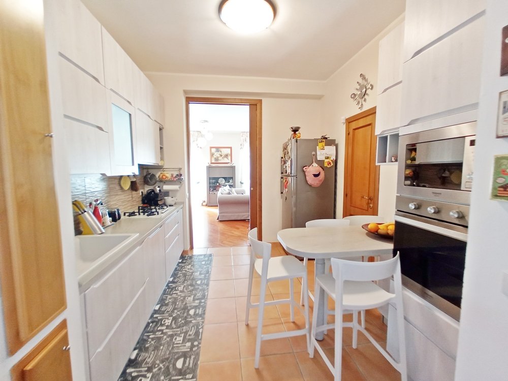 Appartamento a Sassari in Vendita con terrazzo 10