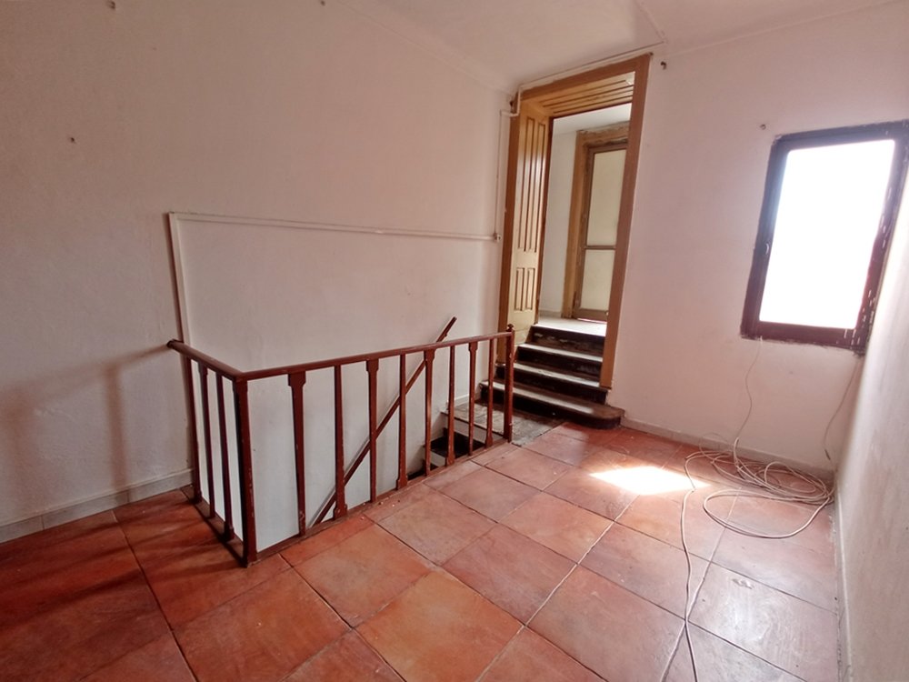 Appartamento a Sassari in Vendita con terrazzo 8