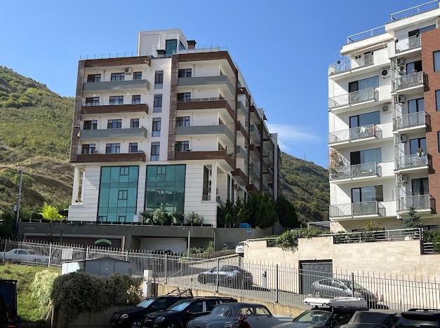 Premium Living in Upper Vake | Pool & Fitness Center
