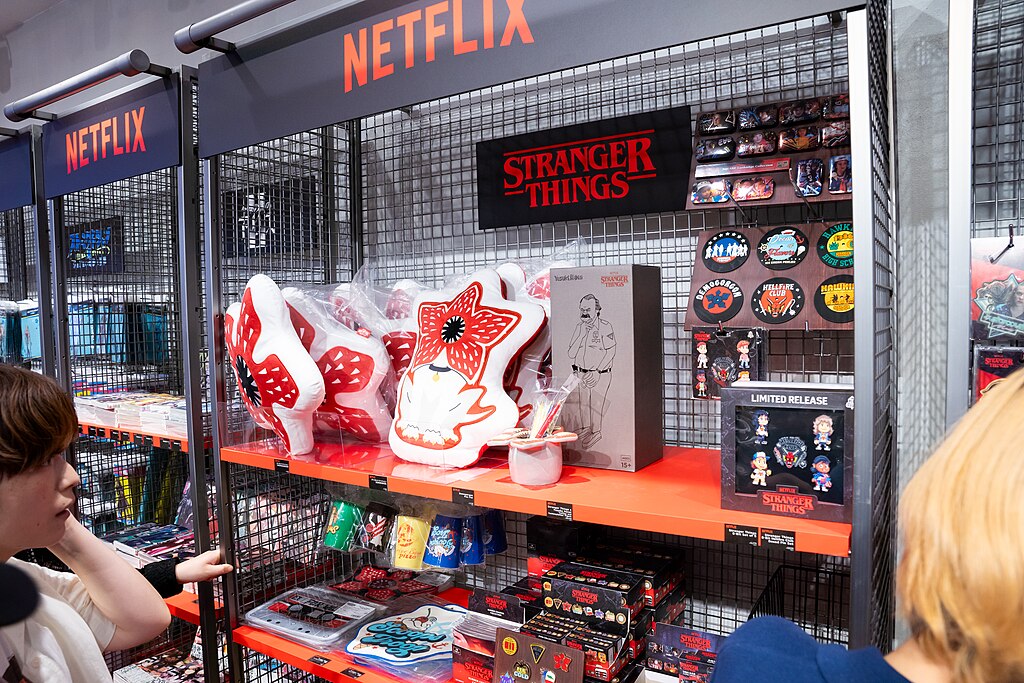 Lý Thuyết Âm Mưu 'Conformity Gate' Khiến Netflix Sập Mạng, Người Hâm Mộ 'Stranger Things' Thất Vọng