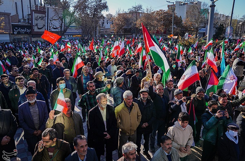 Biểu tình Iran leo thang, giá dầu tăng vọt, Washington dọa can thiệp