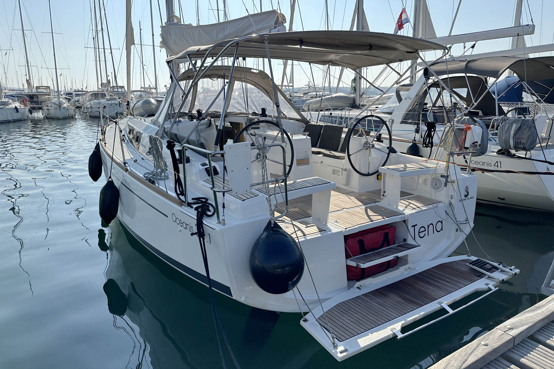 Tena 3