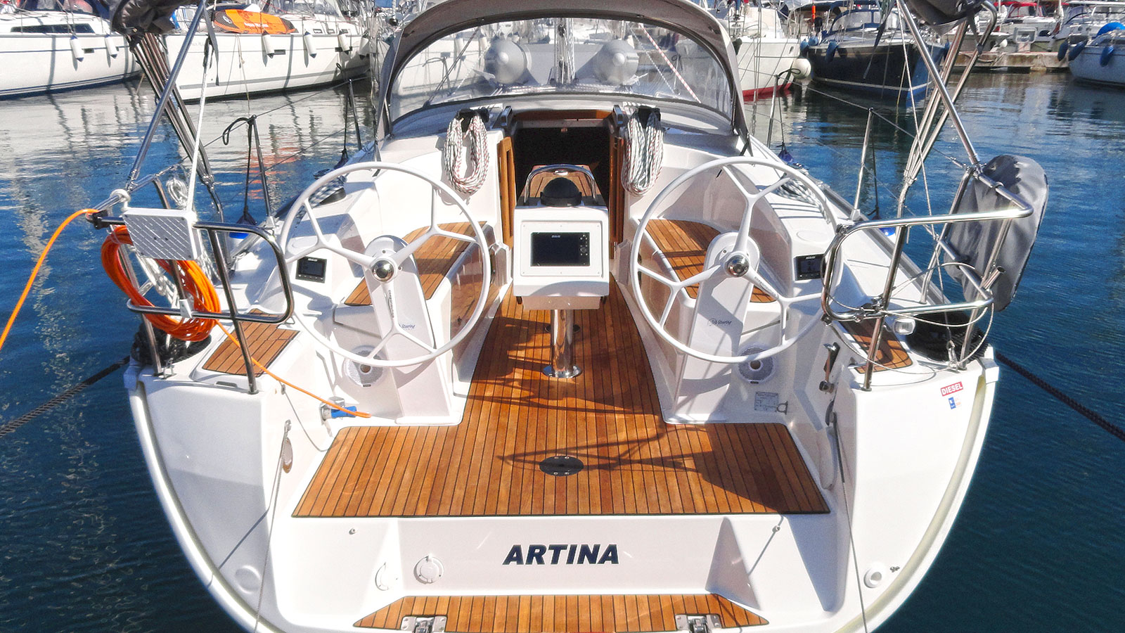 Artina 1