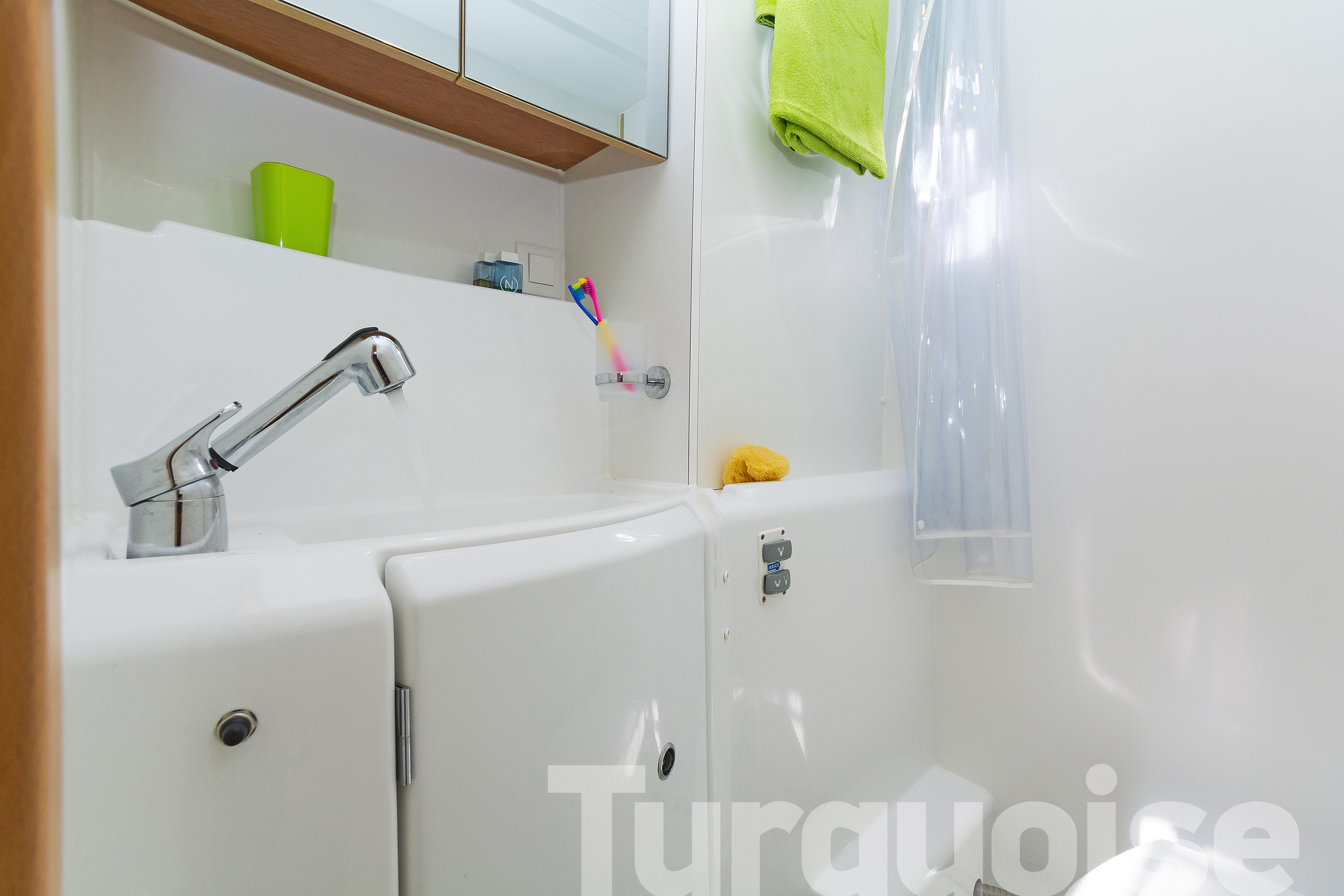 Turquoise 5